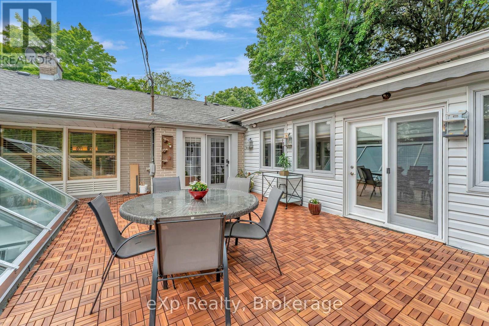 5 Orchard Crescent, Guelph, Ontario  N1E 1W9 - Photo 5 - X12985990