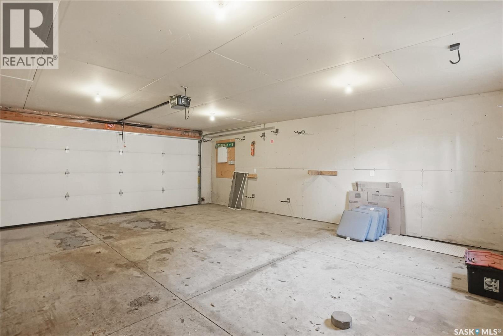 917 5th Street E, Saskatoon, Saskatchewan  S7H 1H1 - Photo 42 - SK033928