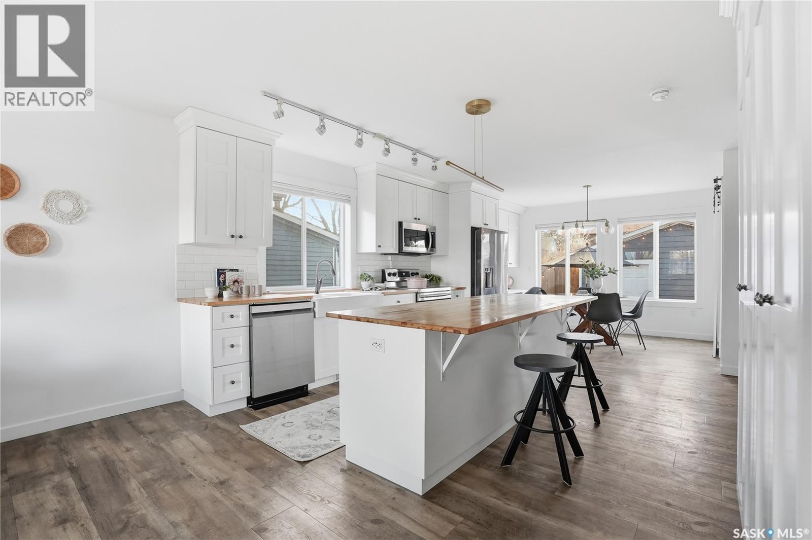 917 5th Street E, Saskatoon, Saskatchewan  S7H 1H1 - Photo 9 - SK033928