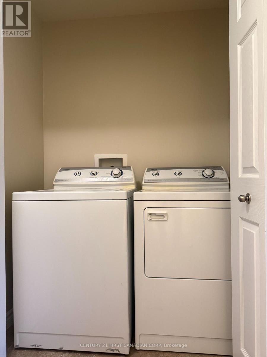 3191 Singleton Avenue, London South, Ontario  N6L 0B8 - Photo 26 - X13049594