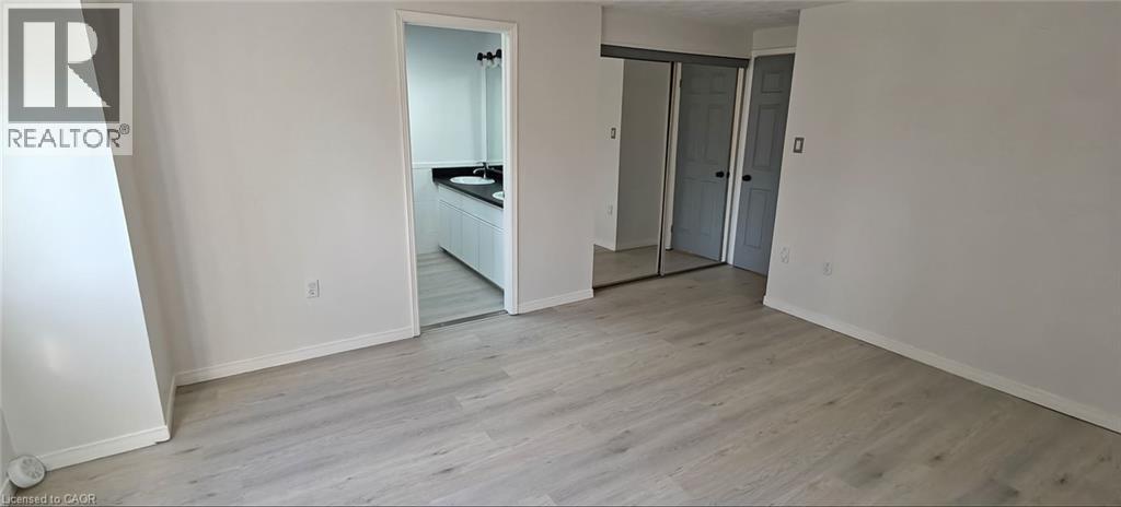 72 Stone Church Road W Unit# 54, Hamilton, Ontario  L9B 2H8 - Photo 11 - 40824766