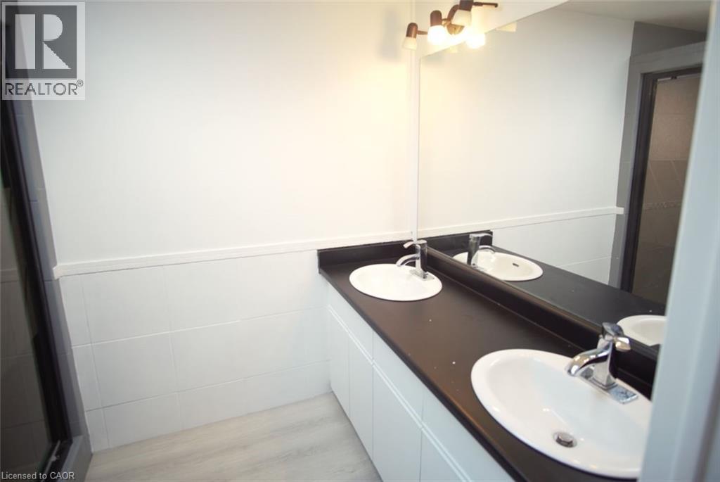 72 Stone Church Road W Unit# 54, Hamilton, Ontario  L9B 2H8 - Photo 14 - 40824766