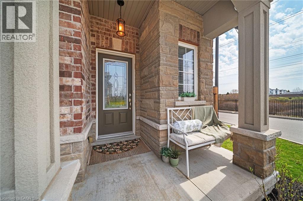 21 Madonna Drive Unit# 16, Hamilton, Ontario  L9H 0H1 - Photo 4 - 40823683