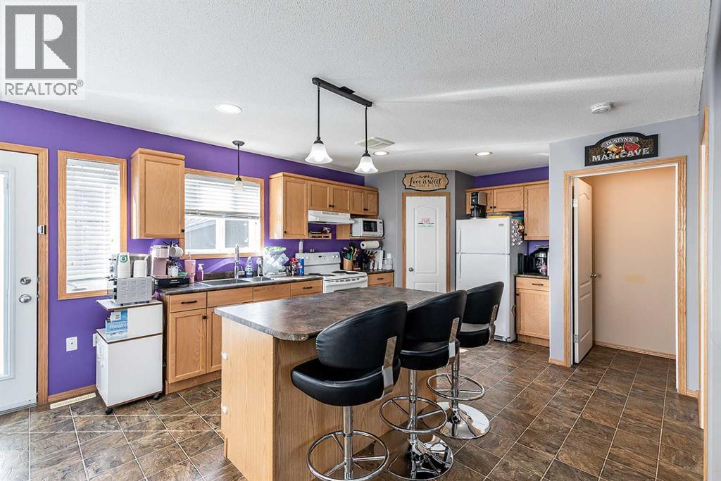 1, 115 3 Street Ne, Redcliff, Alberta  T0J 2P0 - Photo 12 - A2303028