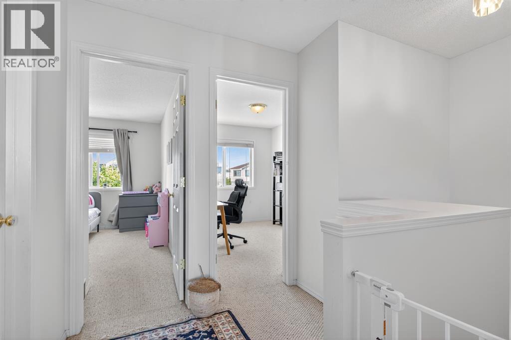 121 Rocky Ridge Court NW, Calgary, Alberta  T3G 4S7 - Photo 18 - A2302580