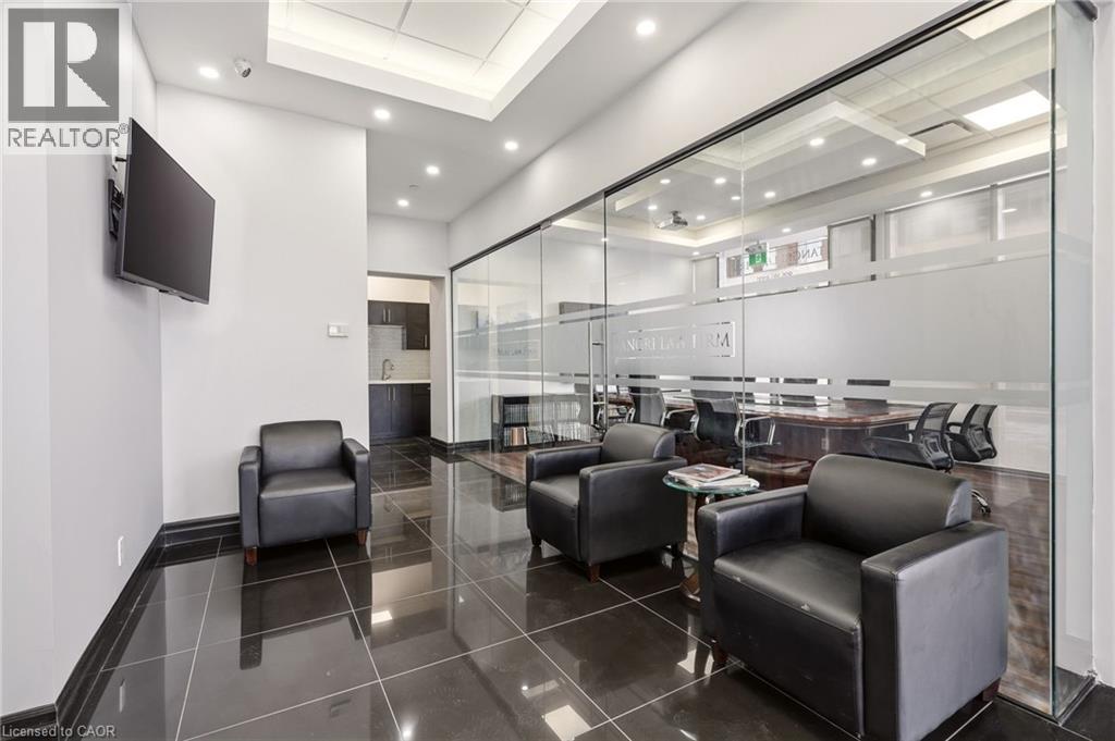 1940 Ironstone Drive Unit# 15, Burlington, Ontario  L7L 0E4 - Photo 7 - 40813482