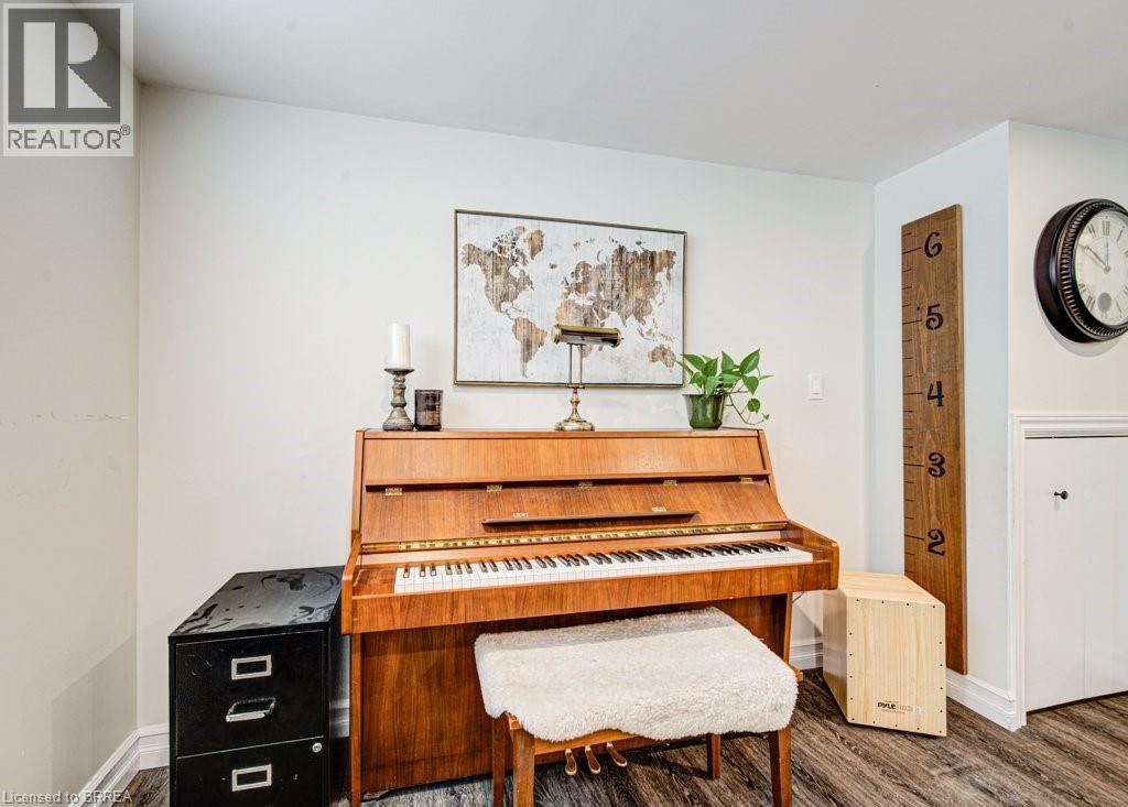 9 Gailmount Court, Brantford, Ontario  N3R 3A4 - Photo 31 - 40821007