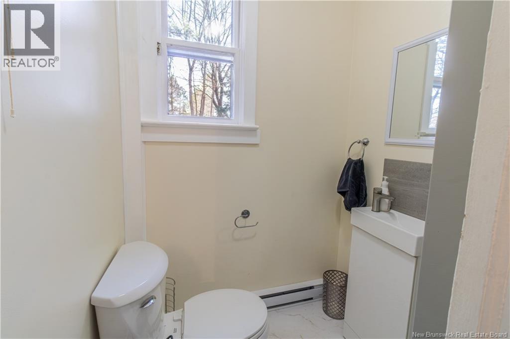 48 Arnold Avenue, Sussex, New Brunswick  E4E 2B8 - Photo 21 - NB138040