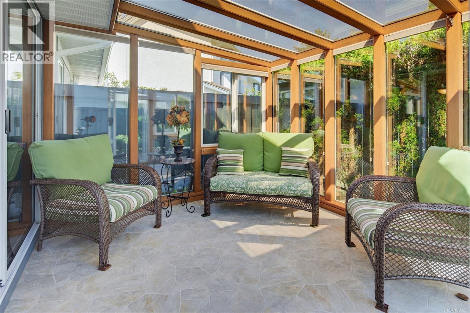 22 2147 Sooke Rd, Colwood, British Columbia  V9B 1W4 - Photo 26 - 1032923