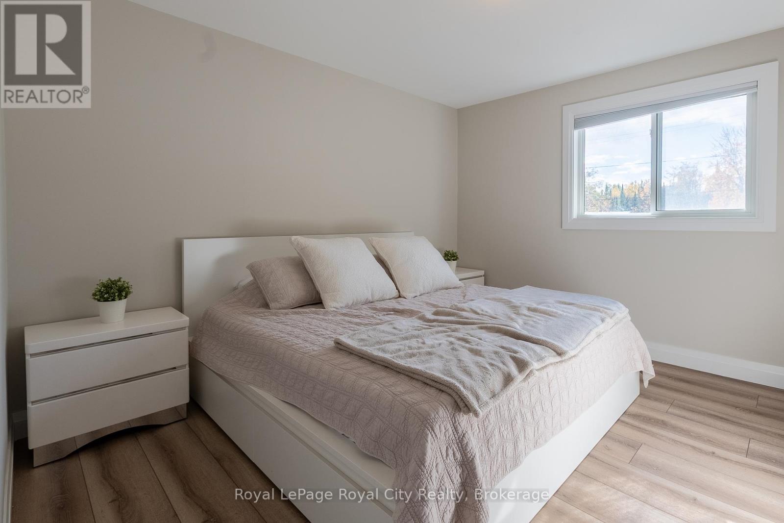 3697 George Johnston Road, Springwater, Ontario  L4M 4S4 - Photo 12 - S13051332