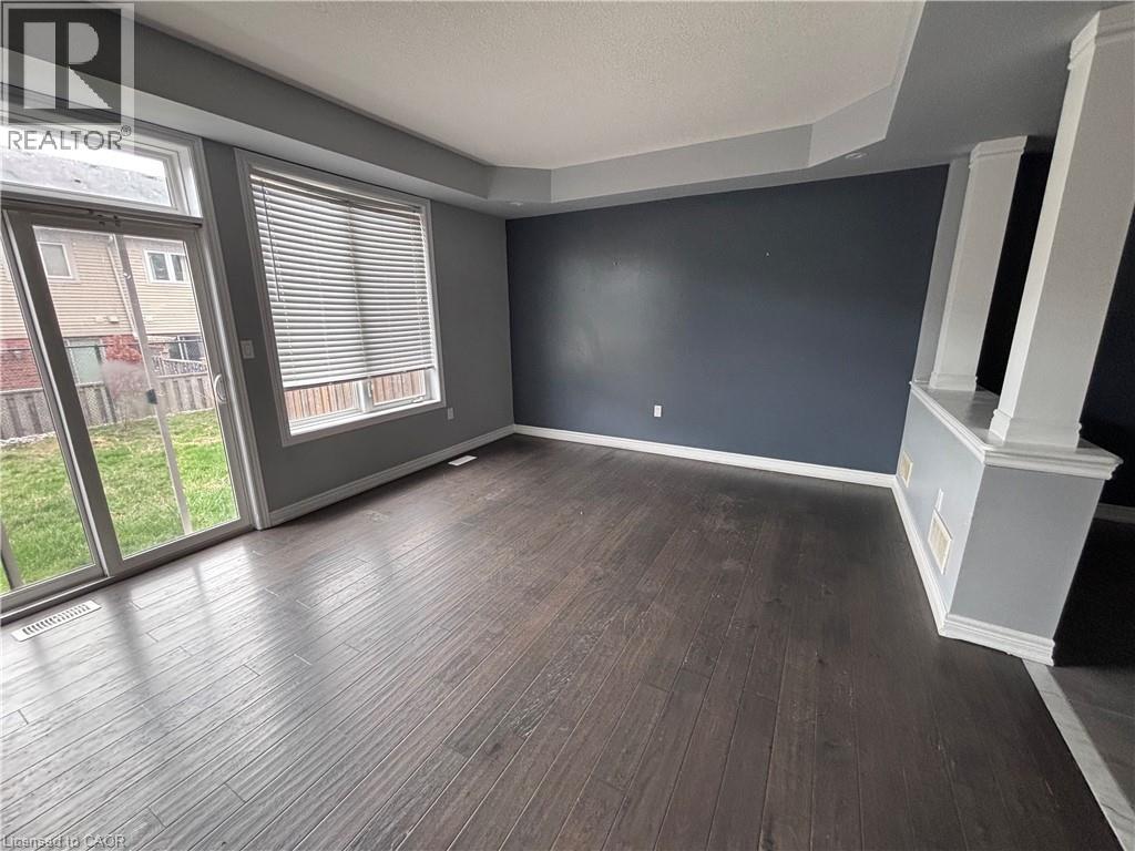 71 Fairgrounds Drive, Binbrook, Ontario  L0R 1C0 - Photo 14 - 40824401