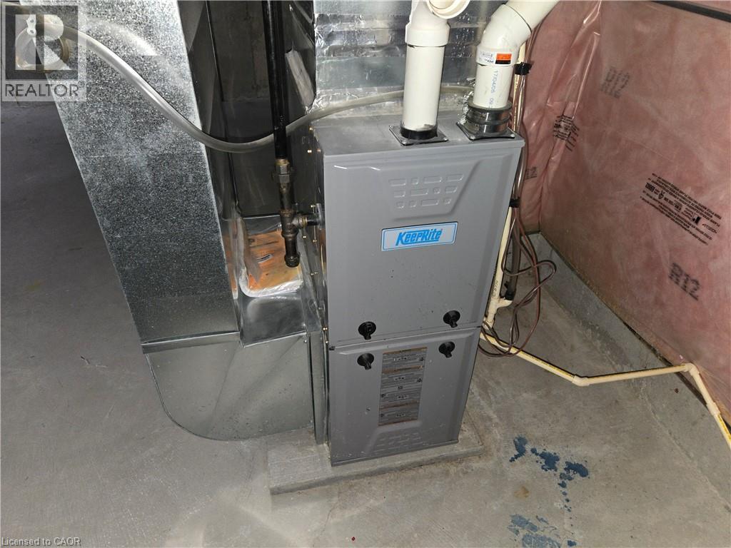 71 Fairgrounds Drive, Binbrook, Ontario  L0R 1C0 - Photo 27 - 40824401