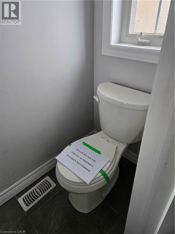 71 Fairgrounds Drive, Binbrook, Ontario  L0R 1C0 - Photo 5 - 40824401