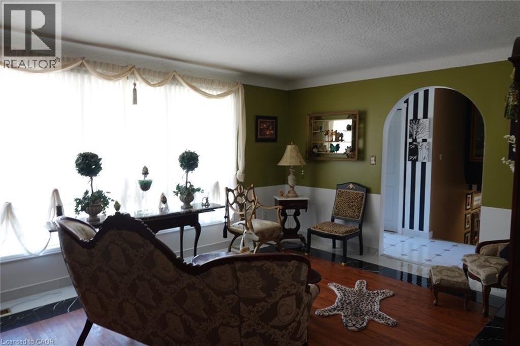 4200 Eastdale Drive, Beamsville, Ontario  L3J 0N3 - Photo 5 - 40823437