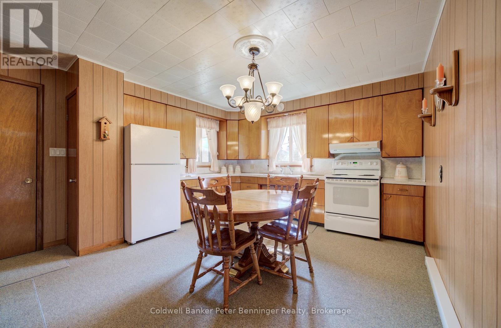 4 Park St Street W, Minto, Ontario  N0G 1M0 - Photo 9 - X13051384