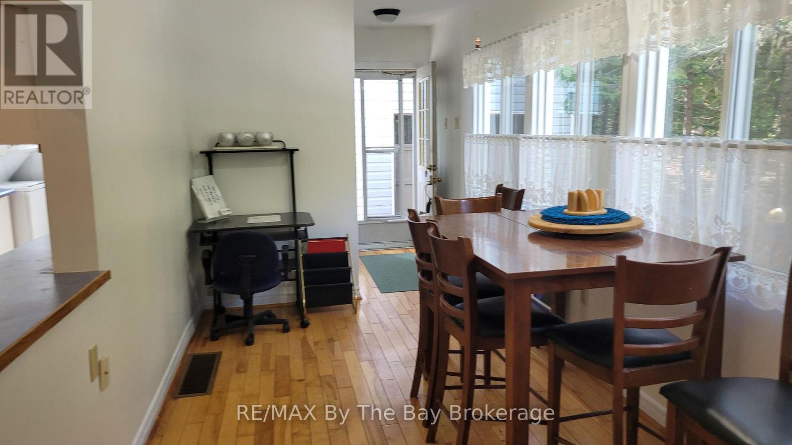 1120 King Edward Avenue, South Bruce Peninsula, Ontario  N0H 2G0 - Photo 17 - X13051386