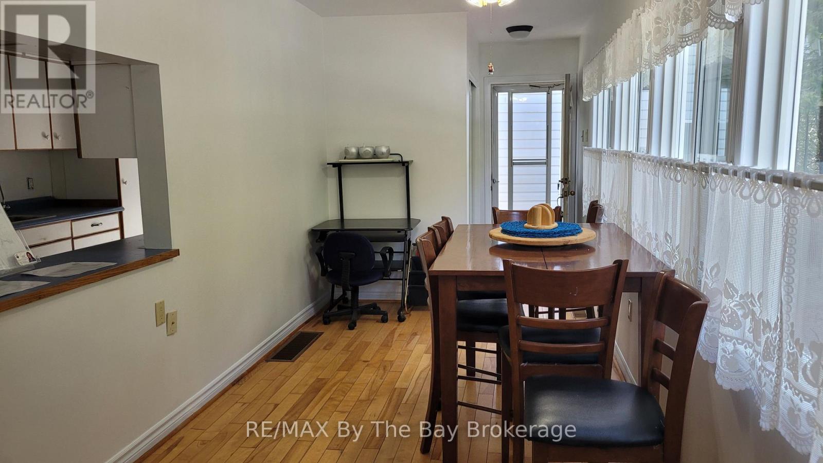 1120 King Edward Avenue, South Bruce Peninsula, Ontario  N0H 2G0 - Photo 19 - X13051386