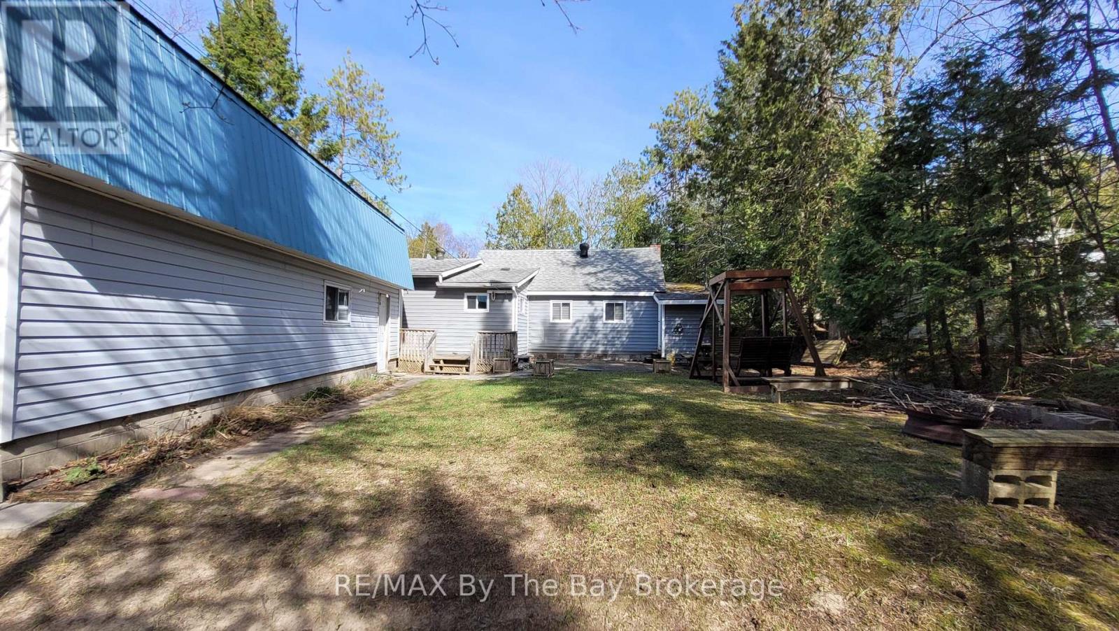 1120 King Edward Avenue, South Bruce Peninsula, Ontario  N0H 2G0 - Photo 24 - X13051386