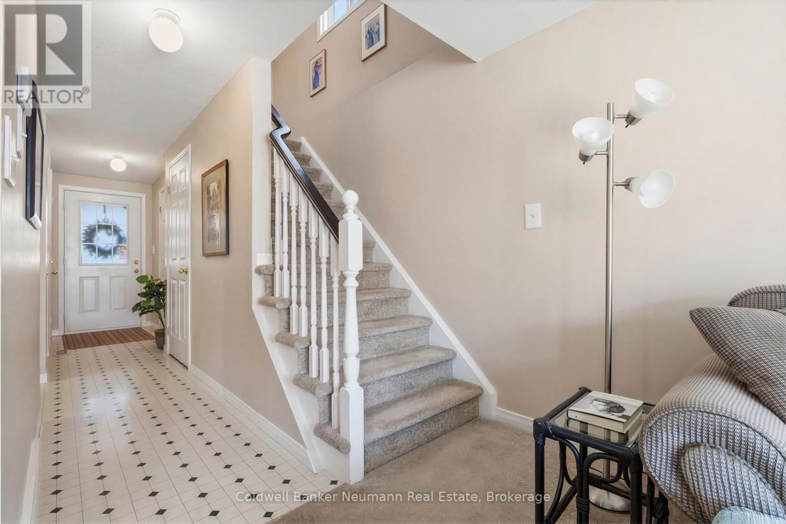 130 Donnenwerth Drive, Kitchener, Ontario  N2E 4C8 - Photo 15 - X13051402