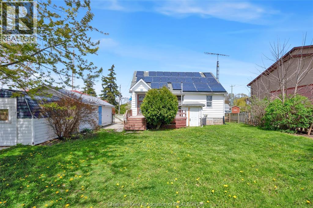 204 Margaret Avenue, Wallaceburg, Ontario  N8A 2A1 - Photo 43 - 26000930