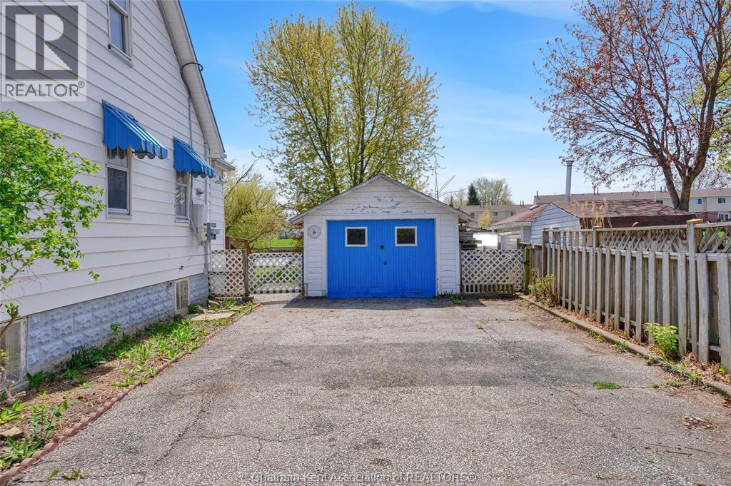 204 Margaret Avenue, Wallaceburg, Ontario  N8A 2A1 - Photo 38 - 26000930