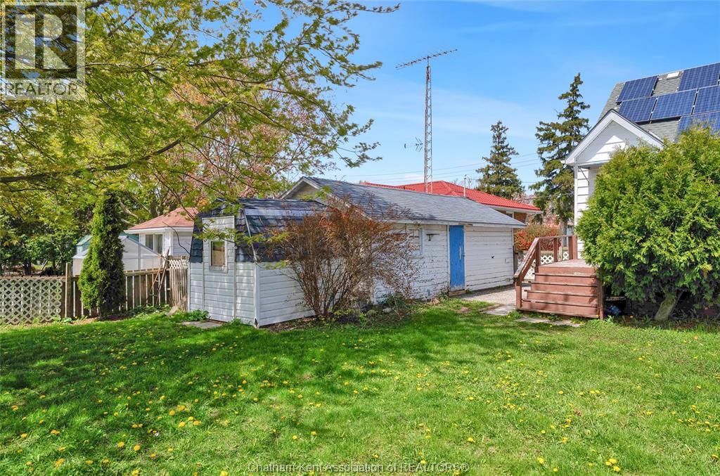 204 Margaret Avenue, Wallaceburg, Ontario  N8A 2A1 - Photo 40 - 26000930