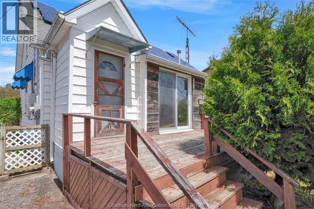 204 Margaret Avenue, Wallaceburg, Ontario  N8A 2A1 - Photo 44 - 26000930