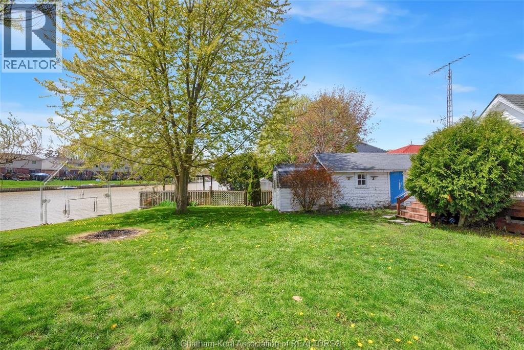 204 Margaret Avenue, Wallaceburg, Ontario  N8A 2A1 - Photo 41 - 26000930