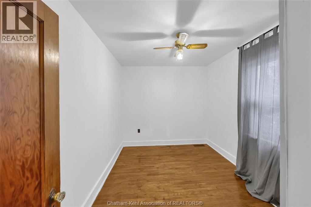 204 Margaret Avenue, Wallaceburg, Ontario  N8A 2A1 - Photo 20 - 26000930