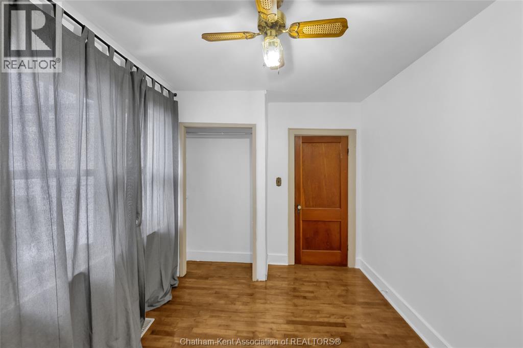 204 Margaret Avenue, Wallaceburg, Ontario  N8A 2A1 - Photo 21 - 26000930