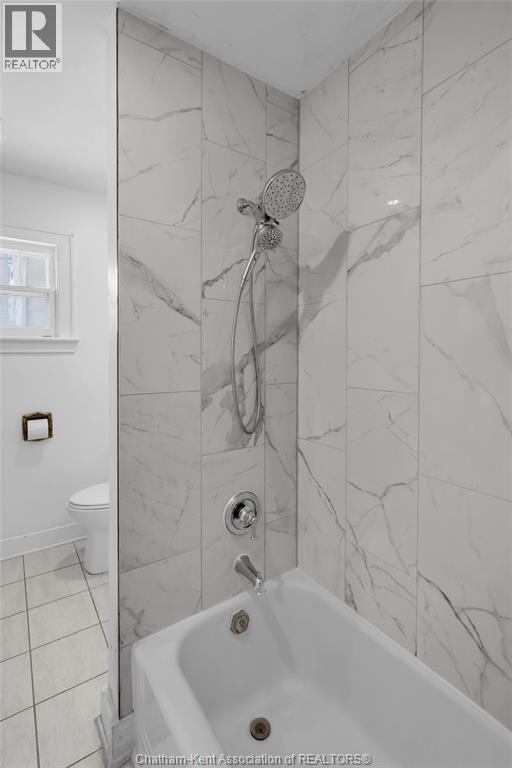 204 Margaret Avenue, Wallaceburg, Ontario  N8A 2A1 - Photo 18 - 26000930