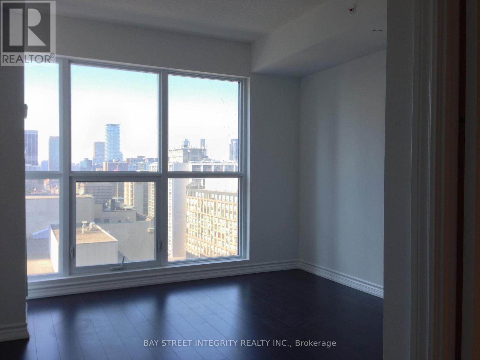 1915 - 386 Yonge Street, Toronto, Ontario  M5B 0A5 - Photo 2 - C13051340