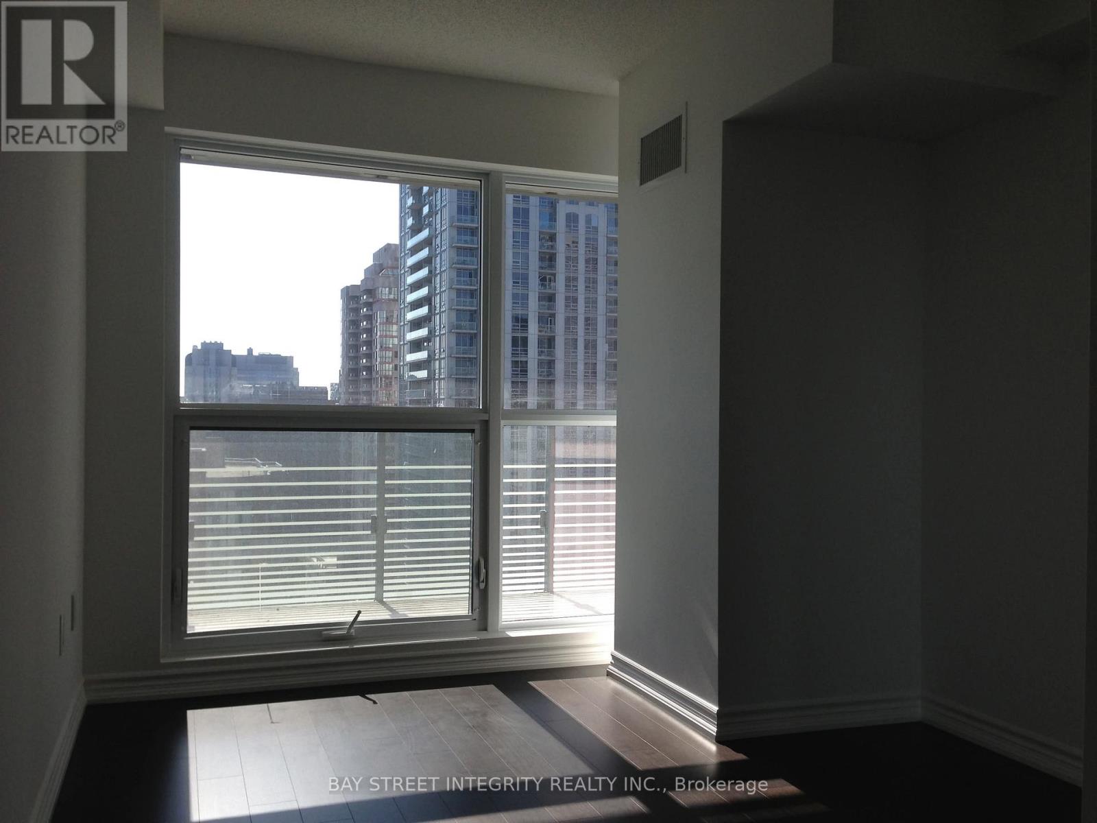 1915 - 386 Yonge Street, Toronto, Ontario  M5B 0A5 - Photo 7 - C13051340