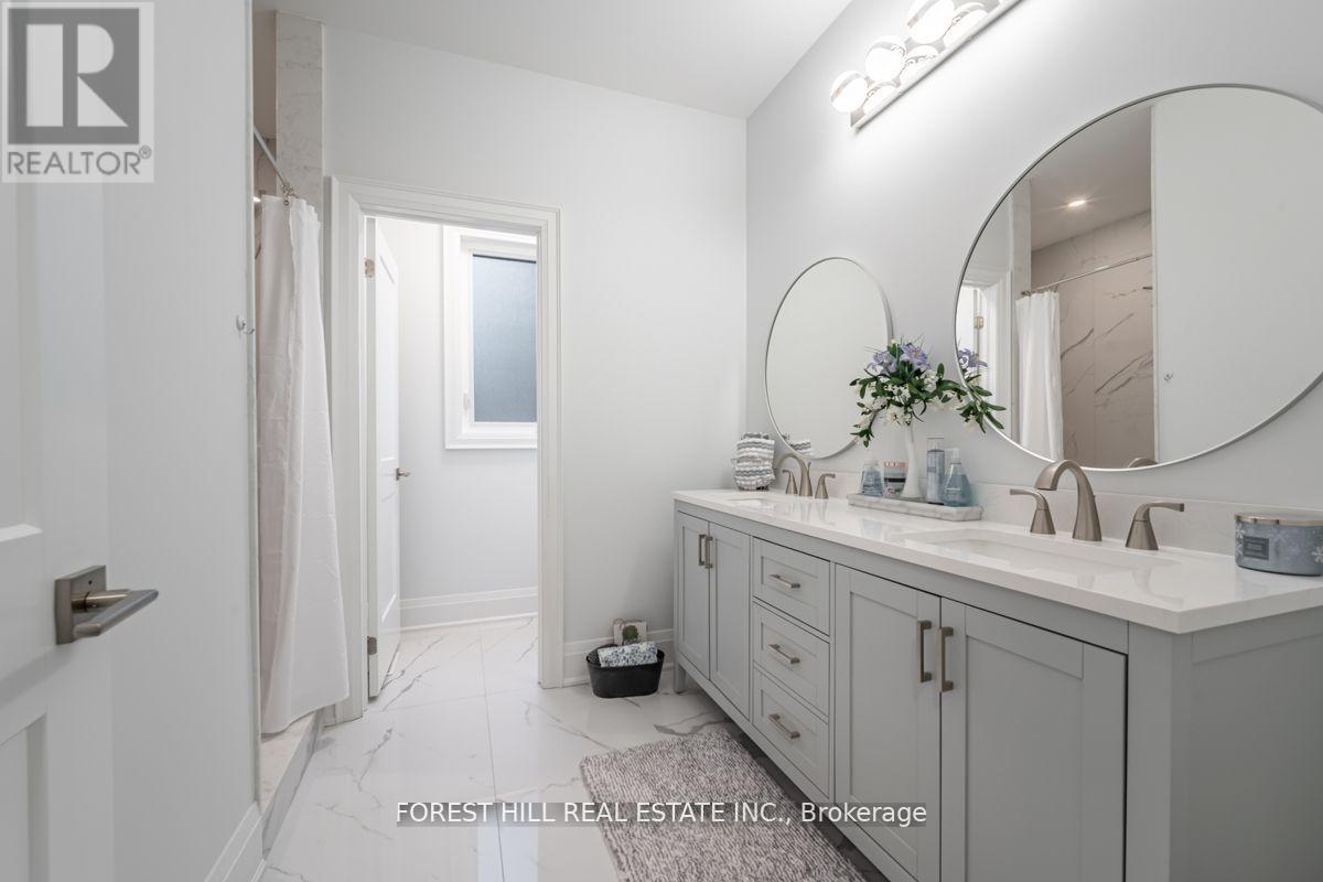 611 Northcliffe Boulevard, Toronto, Ontario  M6E 3L8 - Photo 15 - C13051408