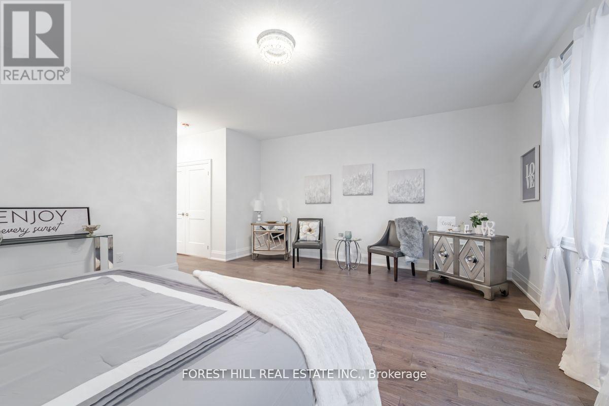 611 Northcliffe Boulevard, Toronto, Ontario  M6E 3L8 - Photo 20 - C13051408