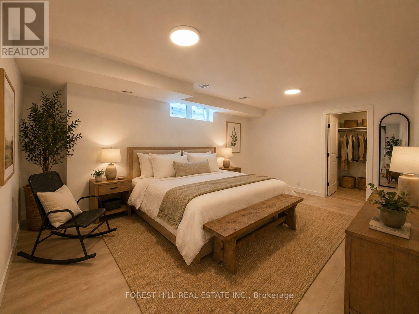 611 Northcliffe Boulevard, Toronto, Ontario  M6E 3L8 - Photo 29 - C13051408