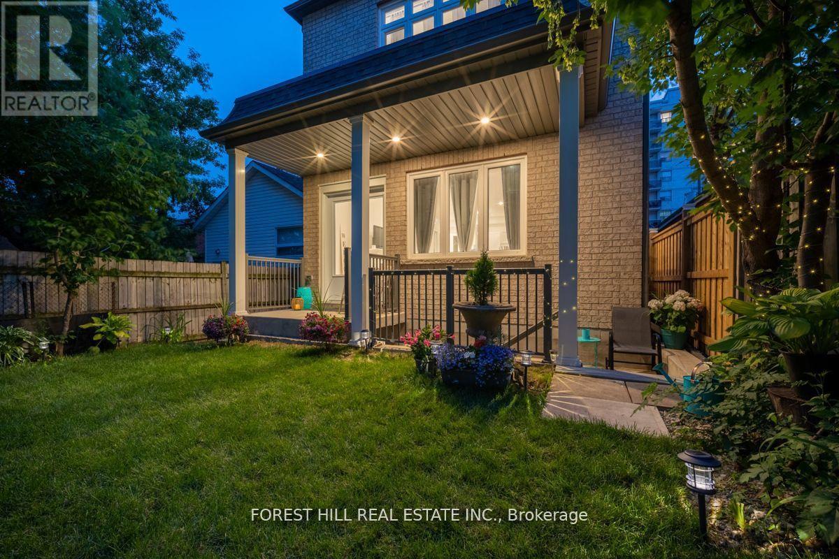 611 Northcliffe Boulevard, Toronto, Ontario  M6E 3L8 - Photo 36 - C13051408