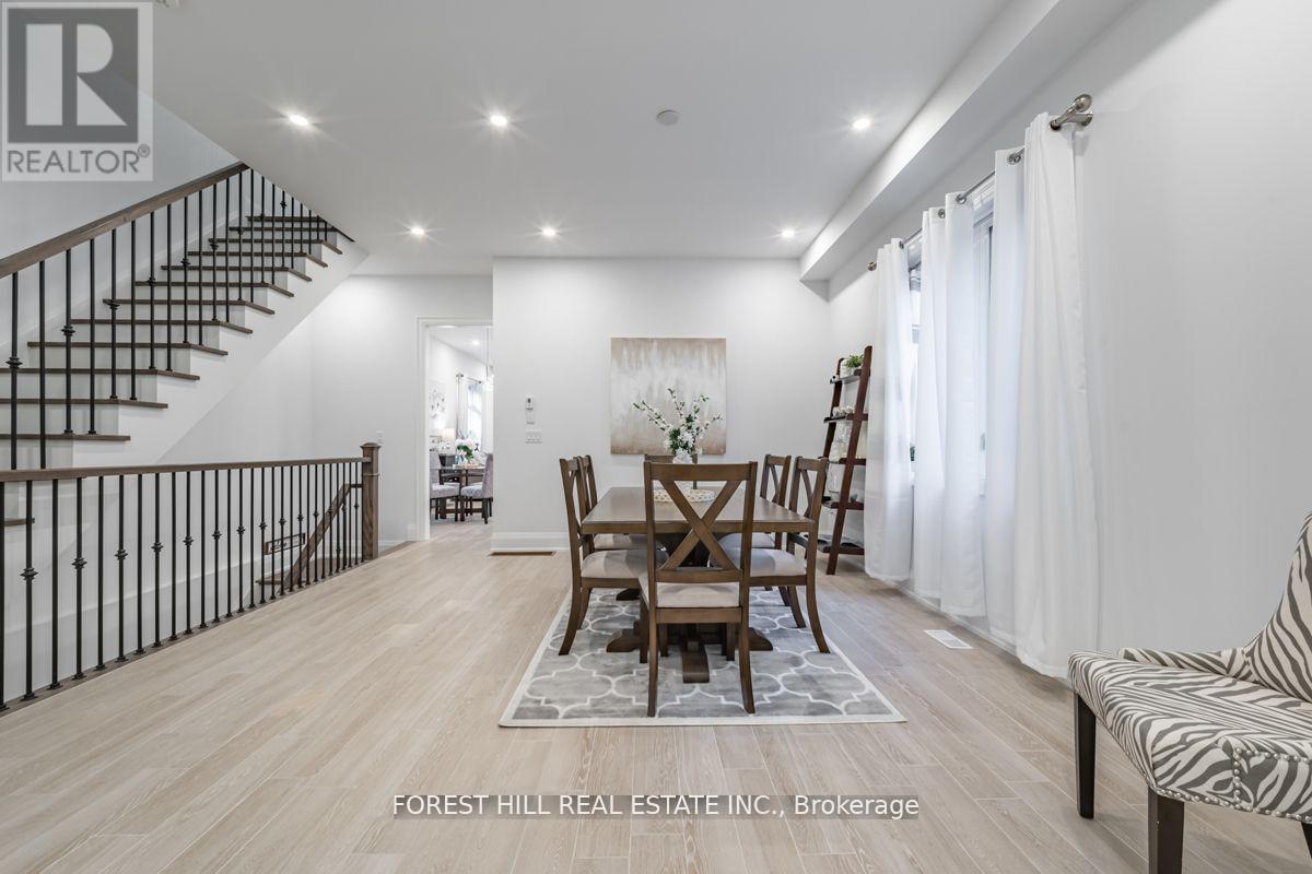 611 Northcliffe Boulevard, Toronto, Ontario  M6E 3L8 - Photo 4 - C13051408