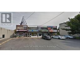 5889 BATHURST STREET, Toronto, Ontario