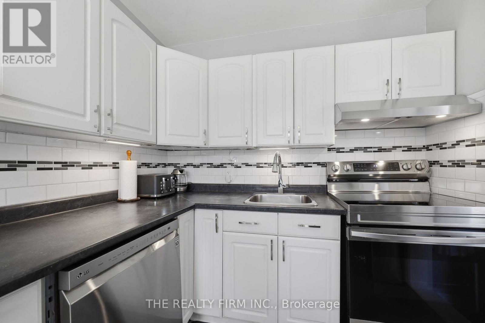 216 Thompson Road, London South, Ontario  N5Z 2Z1 - Photo 13 - X13051342