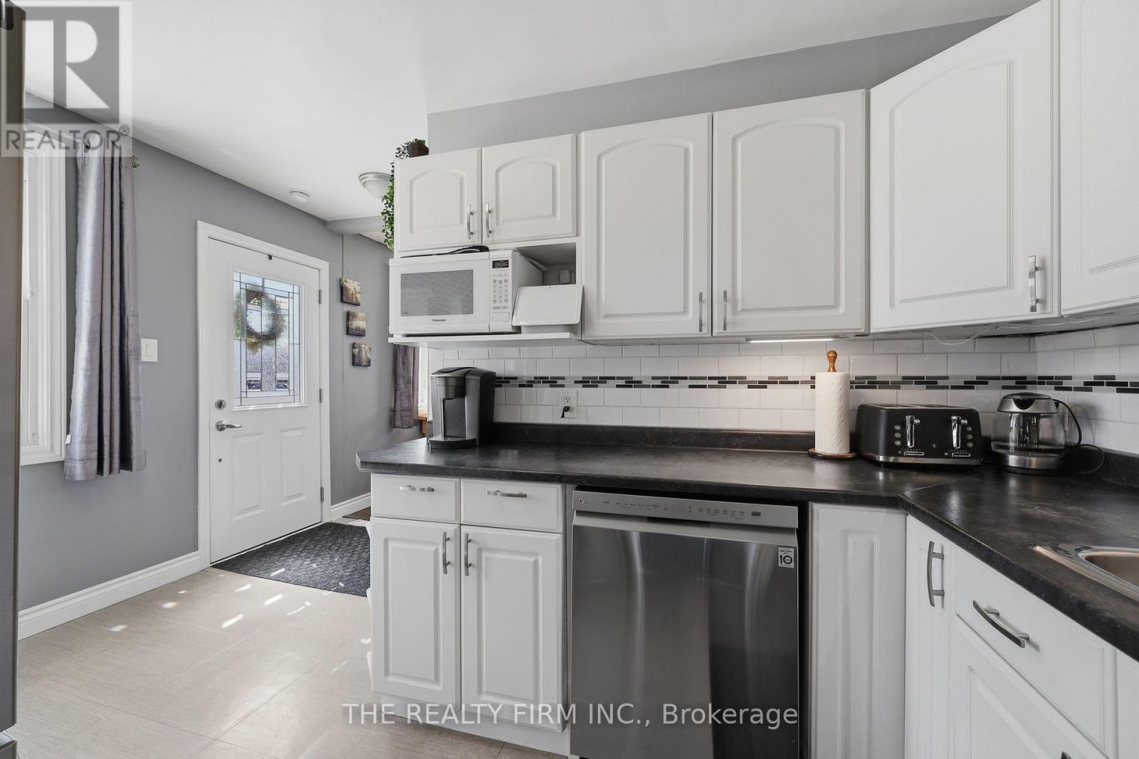 216 Thompson Road, London South, Ontario  N5Z 2Z1 - Photo 14 - X13051342