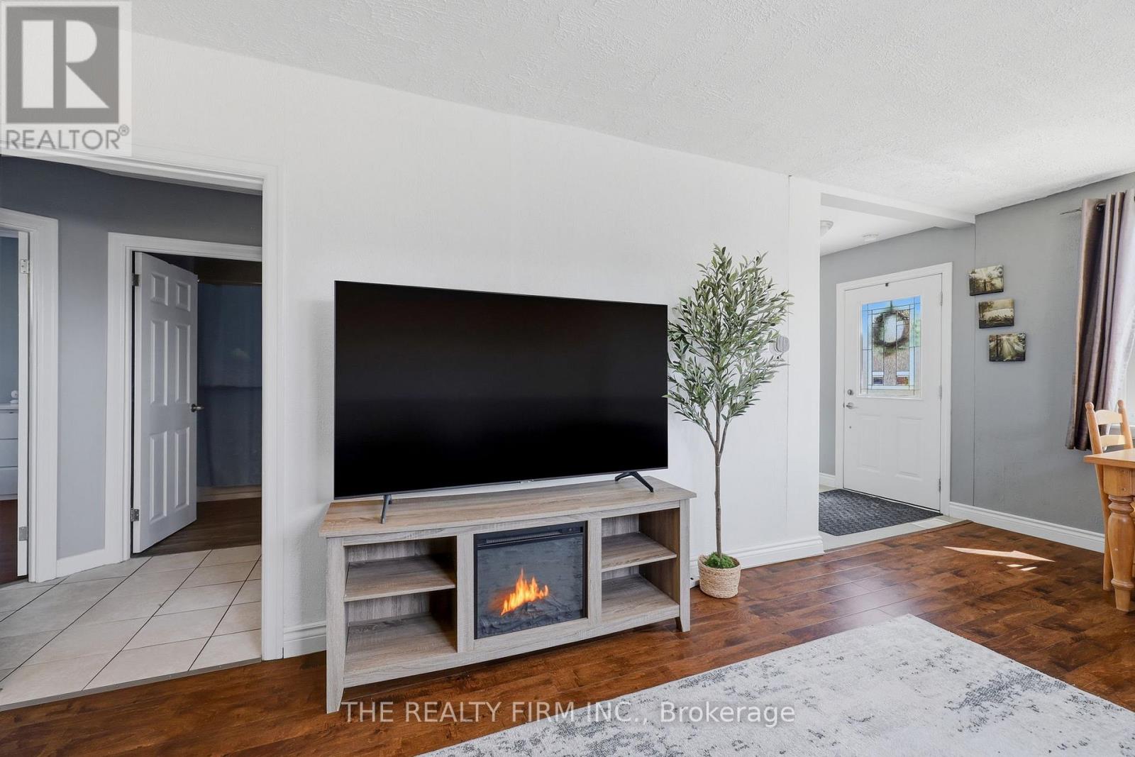 216 Thompson Road, London South, Ontario  N5Z 2Z1 - Photo 8 - X13051342