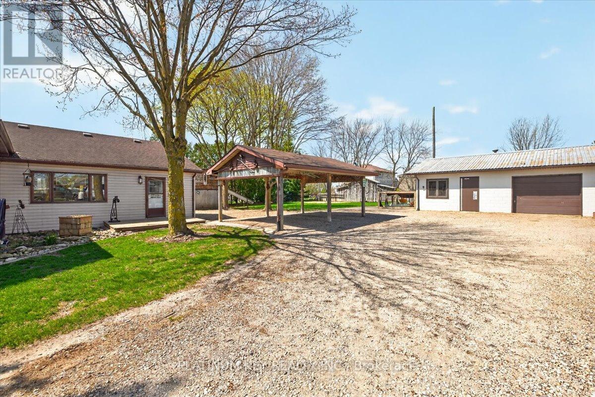 2300 Egremont Drive, Adelaide Metcalfe, Ontario  N7G 3H6 - Photo 23 - X13051422