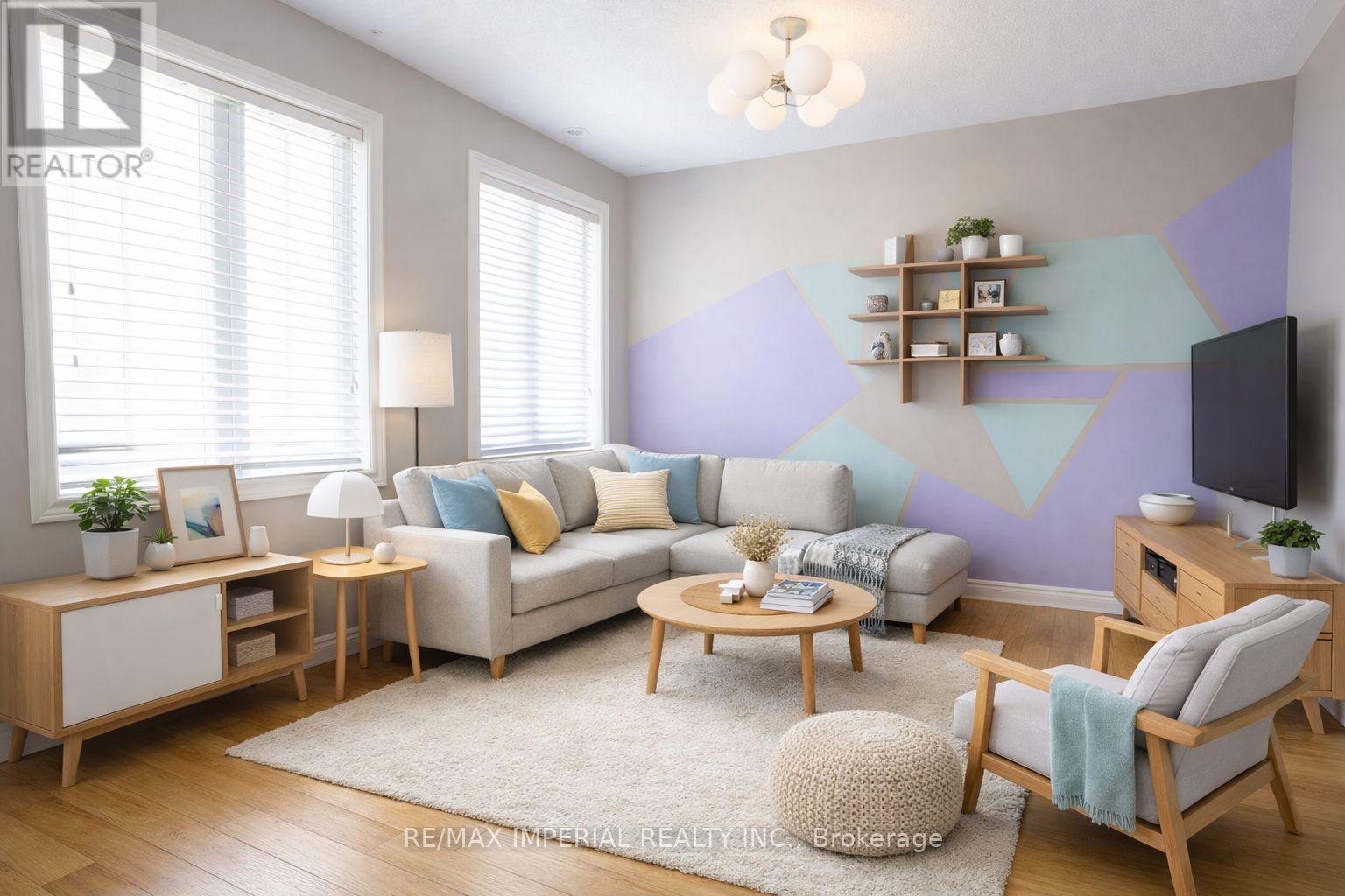 37 Carnahan Terrace, Toronto, Ontario  M4E 0B2 - Photo 4 - E13051310