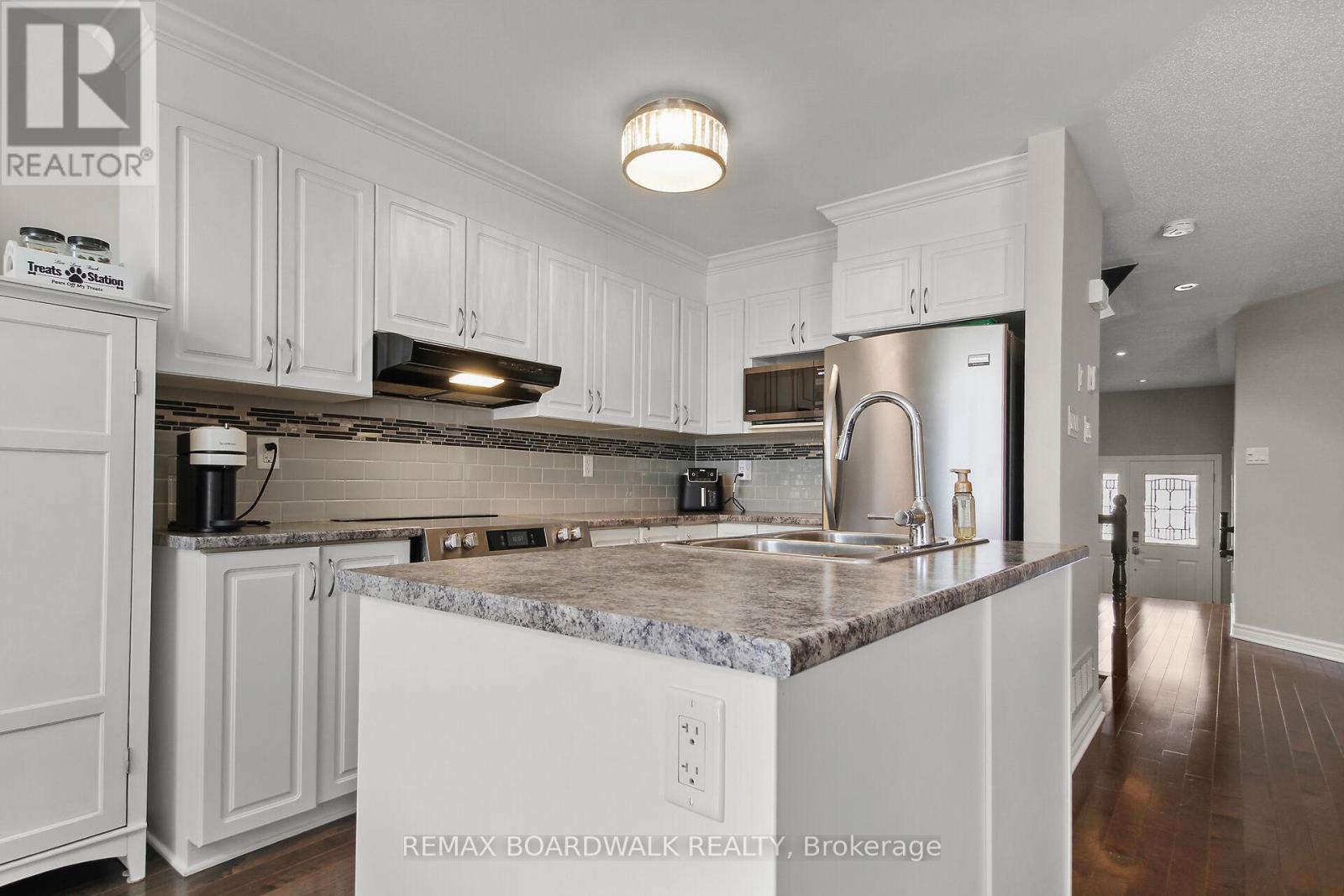 249 Garrity Crescent, Ottawa, Ontario  K2J 3T6 - Photo 8 - X13051312