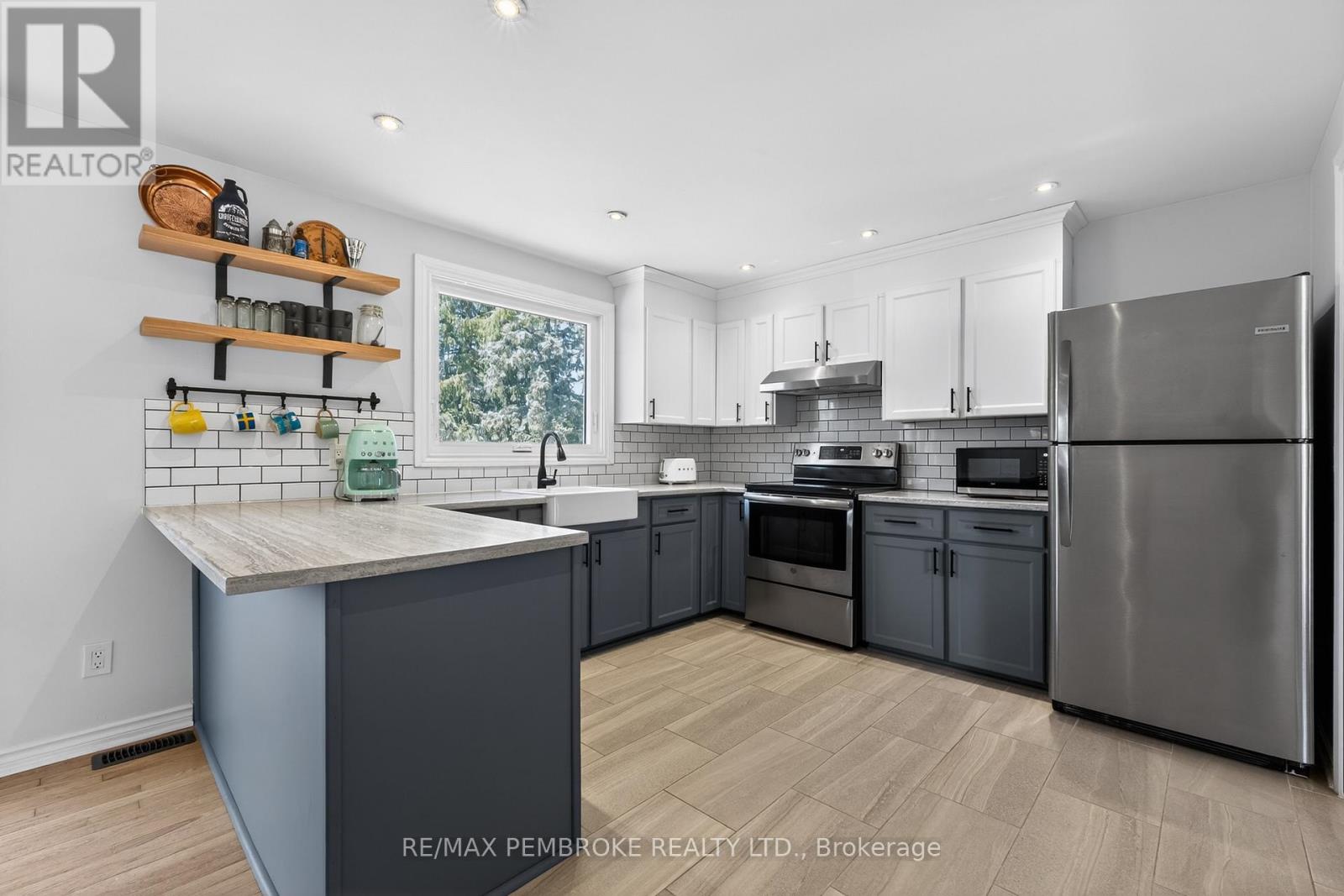 99 Noik Drive, Pembroke, Ontario  K8A 7Z4 - Photo 11 - X13051296
