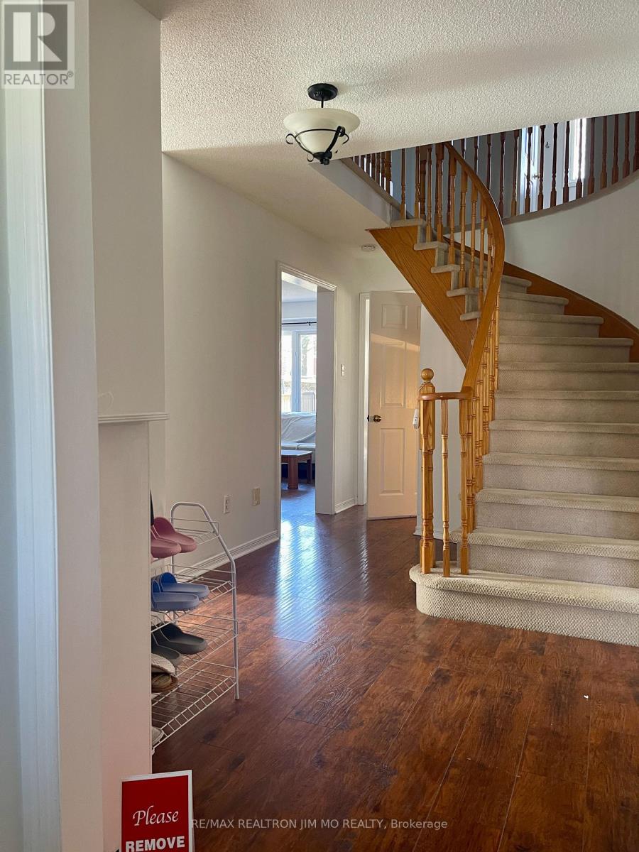 Lower - 824 College Manor Drive, Newmarket, Ontario  L3Y 8G6 - Photo 3 - N13051294