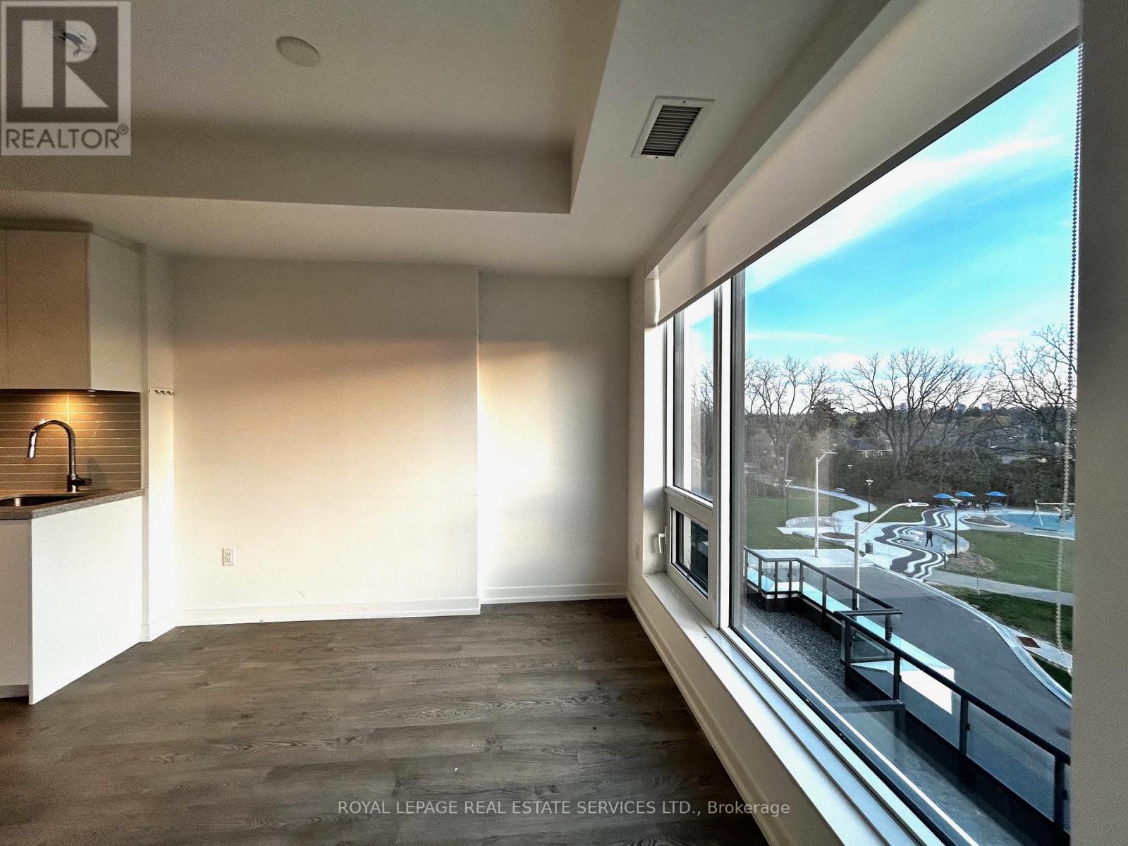 317 - 3 Rosewater Street, Richmond Hill (South Richvale), Ontario  L4C 5T6 - Photo 14 - N13051322