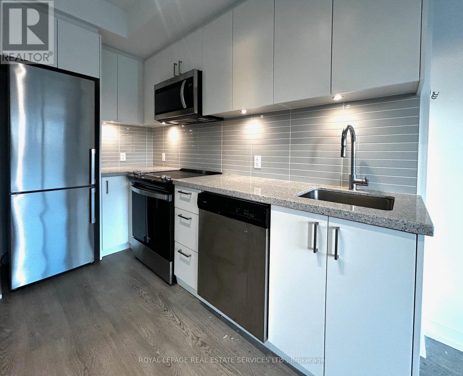 317 - 3 Rosewater Street, Richmond Hill (South Richvale), Ontario  L4C 5T6 - Photo 7 - N13051322