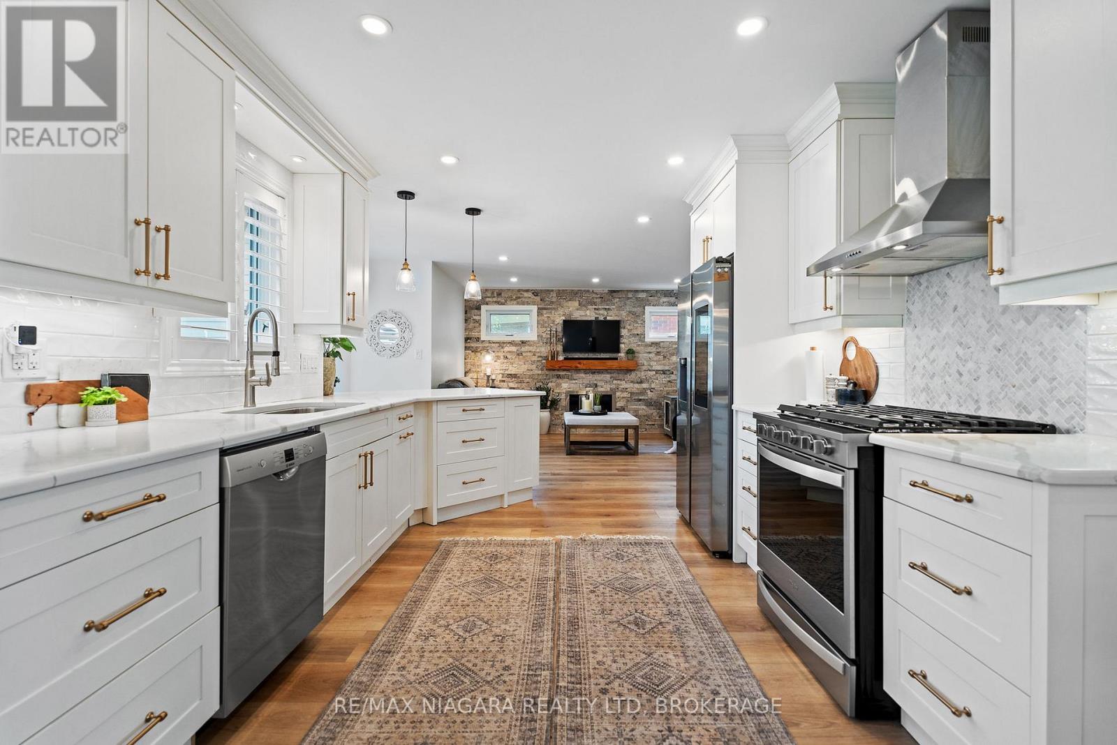 4439 Lincoln Avenue, Lincoln, Ontario  L0R 1B3 - Photo 11 - X13051416